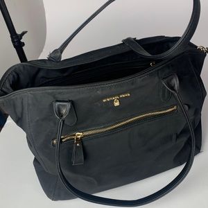 Michael kors travel tote